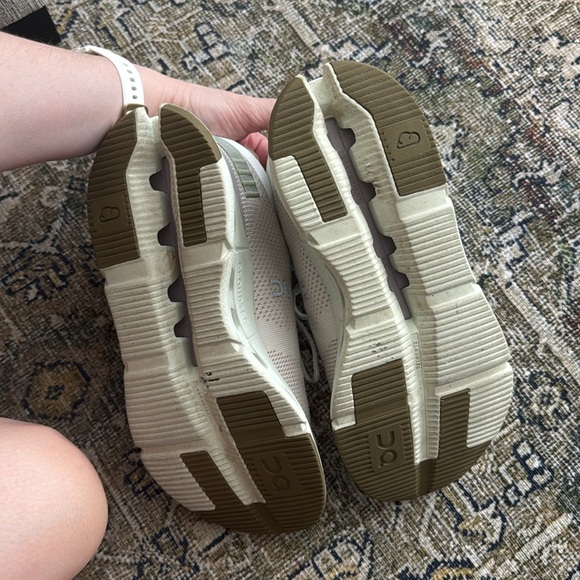 Cloudnova - Picture 3 of 8